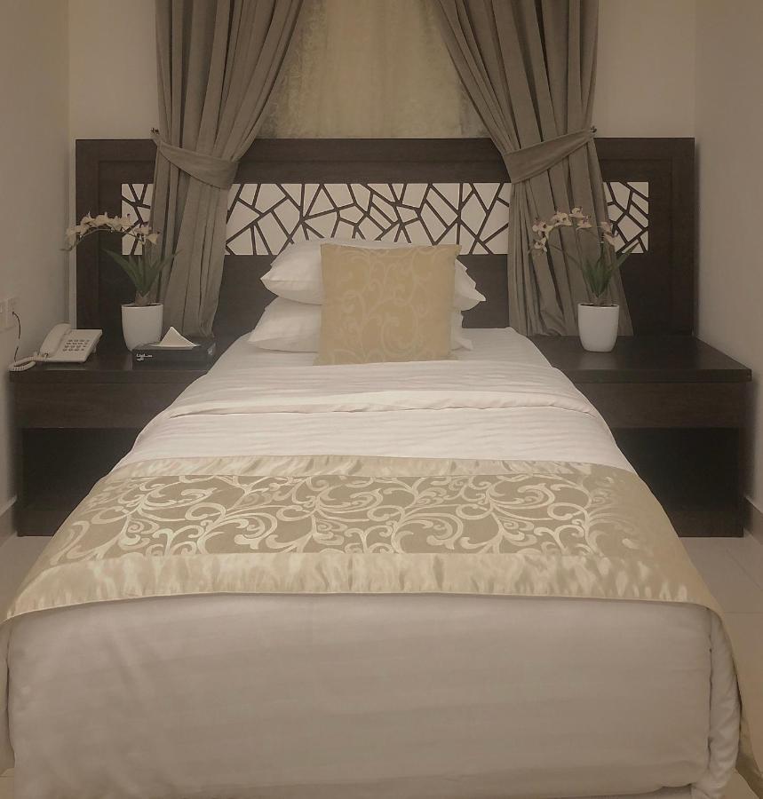 Al Louloah Al Baraqah Furnished Apartments Yidda Exterior foto